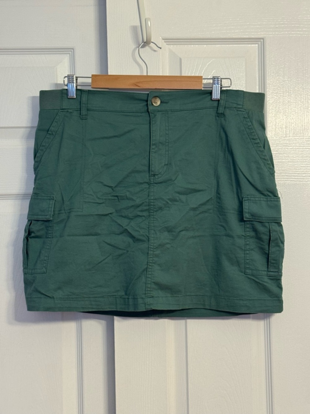 Lee Green Cargo Mid Rise Regular Fit Mini Skirt Size 16 NWOT